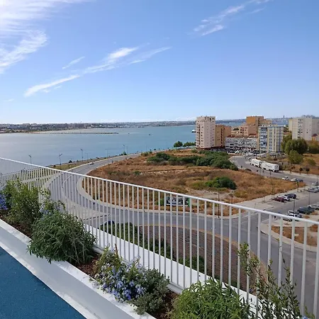 Home2830 Lägenhet Barreiro (Setubal)