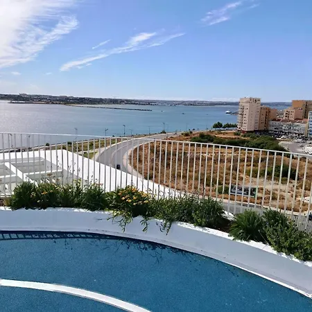 Home2830 Barreiro (Setubal)