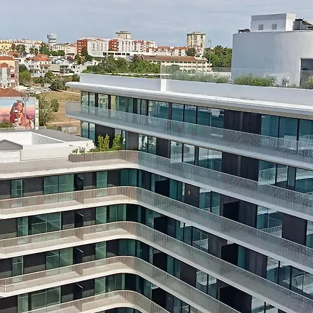 Home2830 Barreiro (Setubal)